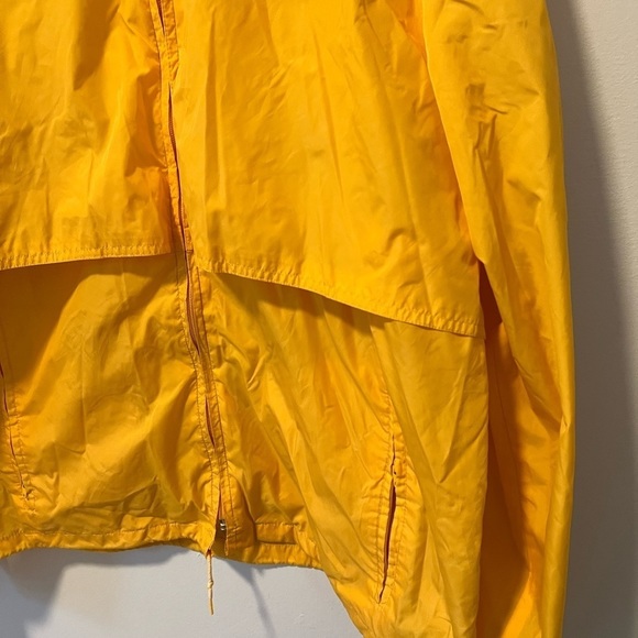 Vintage Woolrich Yellow Rain Jacket - Picture 3 of 10